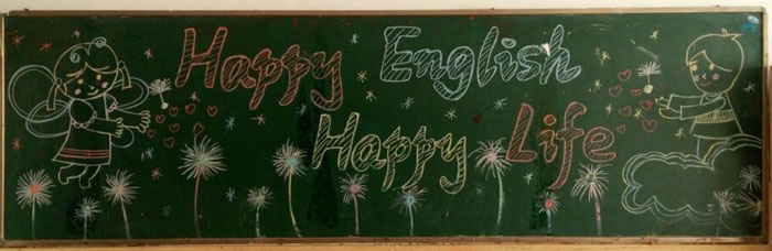 黑板报英语角，快乐英语快乐生活