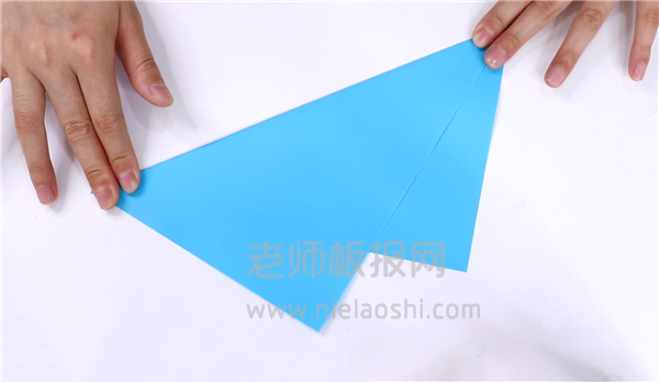 圆形飞机的折纸图片 圆形飞机怎么折