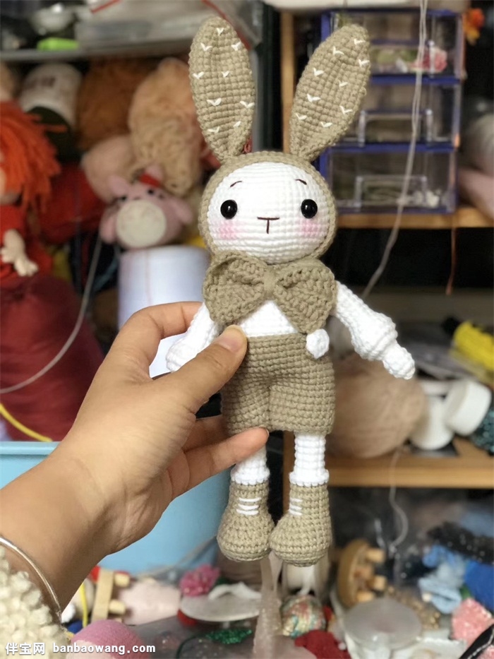 手工毛线编织玩偶，安东尼兔子编织玩偶