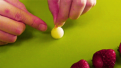 水果小鸡DIY图解教程 可爱苹果草莓小鸡的做法